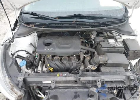 2018 Kia Rio Lx z USA, uszkodzony, nr VIN 3KPA24AB1JE066765